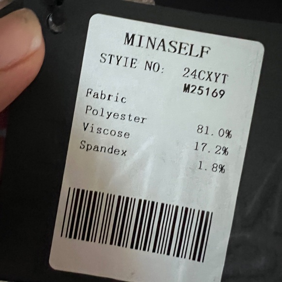 MINASELF Black Sleevless Vest Blazer - Picture 6 of 7